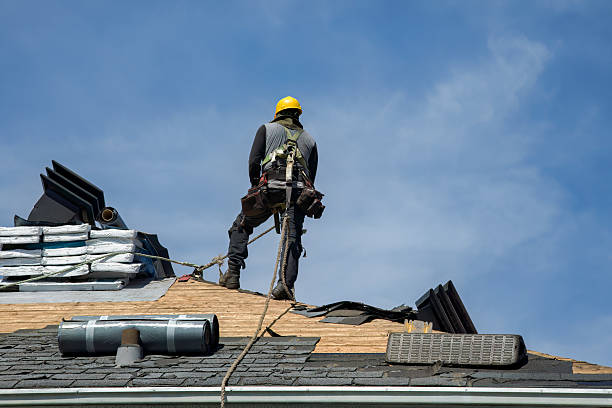 Professional Gutter Installation technician working in York, AL